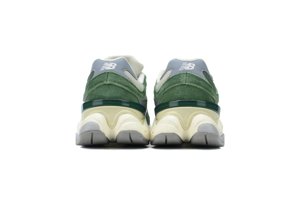 New Balance 9060 Sneakers