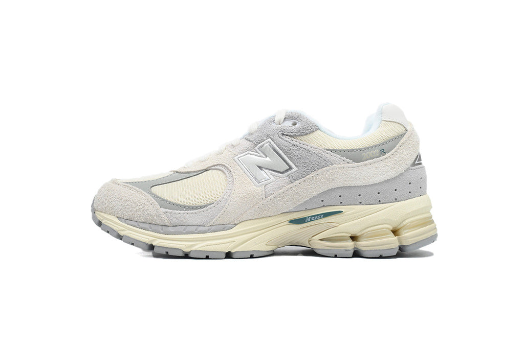 New Balance 2002R Women's & Men's Cream & Light Grey Retro Sneakers