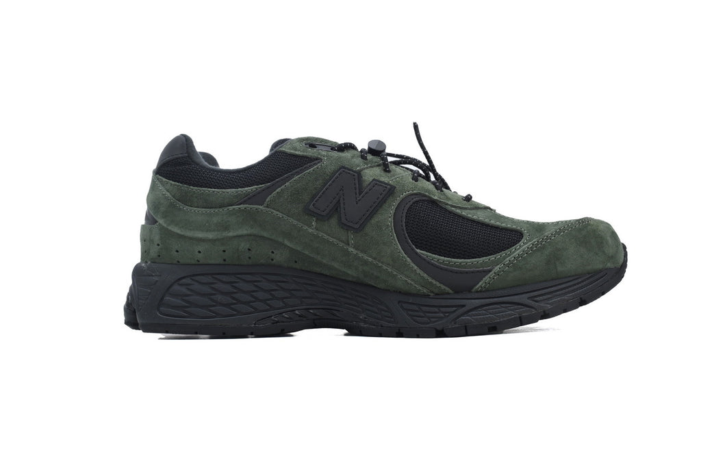 New Balance 2002R Sneakers