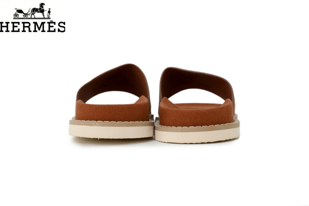 Hermès Chestnut Brown Suede Single-Band Slide Sandal