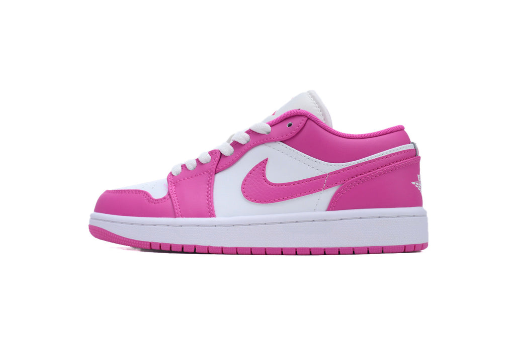 Nike Air Jordan 1 Retro Low Low-Top Sneakers
